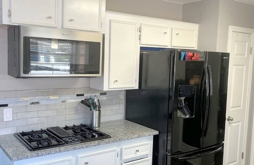 Memorial Parkway House | Furnished 4BR/4.5BA Home w/Private Pool & King Suites – Family & Work Ready