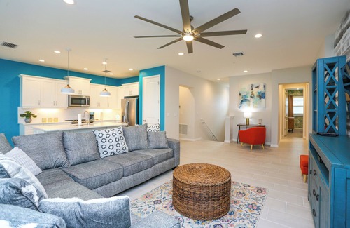 Naples House | FURNISHED ANNUAL OR SEASONAL RENTAL - 3BED/2BATH - FURNISHED-LAKE VIEW