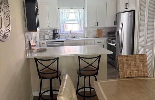 Stuart Condo | Furnished Beachside Retreat on Hutchinson Island, Stuart