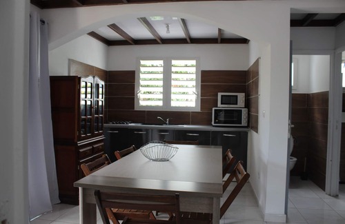 Ravine des Cabris House | Furnished champacs F3 calm and fully equipped including 2 bedrooms, veranda, parking,