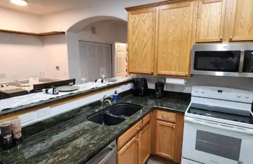 Aurora Condo | Furnished Condo - Arapahoe & Parker Rd. w/Garage