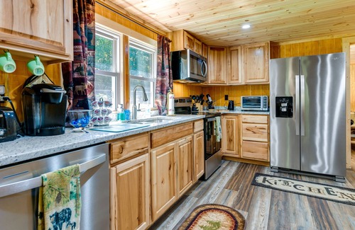Cosby Cabin | Furnished Deck: Rustic Cabin in Cosby!