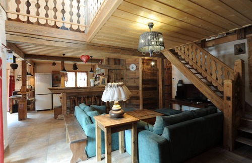 Doussard House | Furnished family house, Annecy Lake, for 7 to 12 people.