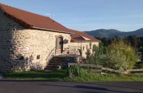 Retournac Cottage | Furnished house, 2 stars.