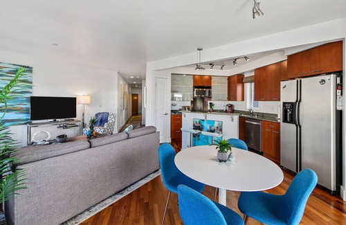 Belltown Condo | Furnished Luxury Condo in downtown Seattle/Lower QueenAnne!
