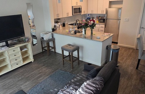 Cottage City Apartment | Furnished Room w/Private Parking Close to Downtown & Hospital