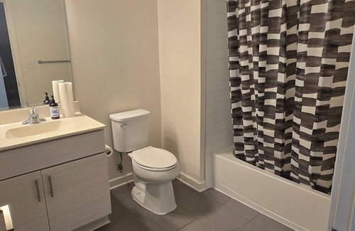 Cottage City Apartment | Furnished Room w/Private Parking Close to Downtown & Hospital