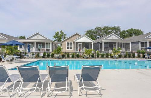 Marblehead House | Furnished Screened Porch Baypoint Resort Home!