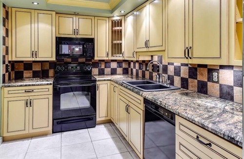 South Palm Beach Condo | FURNISHED SEASONAL RENTAL IN PALM BEACH