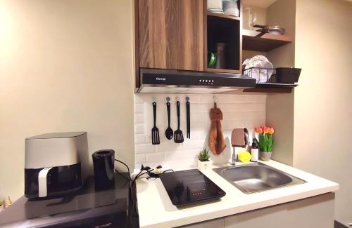 Duren Sawit Apartment | Furnished Studio, 5 mins to LRT Jabodebek Station