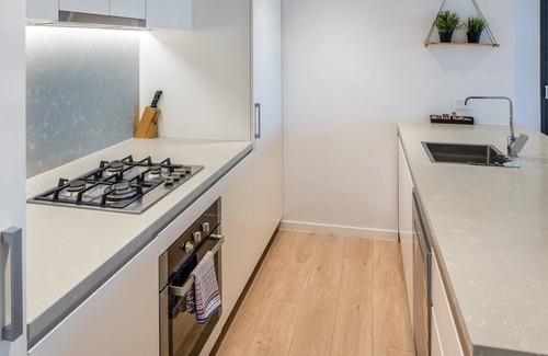 Fortitude Valley Apartment | FV Cozy 2 bedroom Apartment with Parking