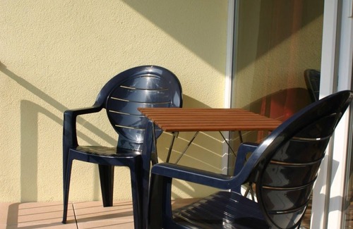Alt Gaarz House | FW Lesecafe - Haffnixe