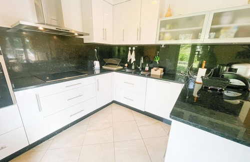 Saint-Ismier House | #FW The House of Sunny Gardens 🌞