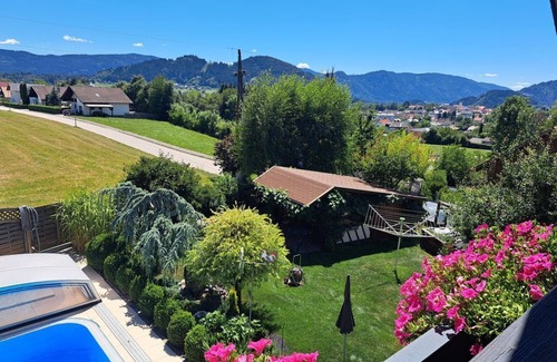 Feldkirchen in Kaernten Apartment | Gästehaus Maurer - Doppelzimmer mit Balkon