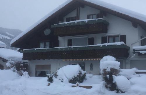 Obermaiselstein House | Gästehaus Christa