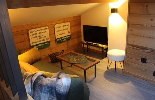 Araches-la-Frasse Apartment | "Génépi" Studio Loft duplex in a chalet