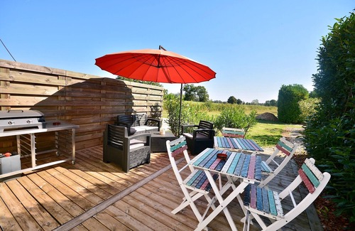 Saint-Didier-sur-Chalaronne Apartment | Gîte le Mizériat - Appartement avec piscine privée