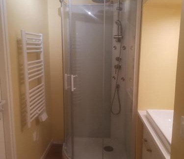 Saint-Hilaire-de-Villefranche House | Gîte du Figuier - Saint-Hilaire-de-Villefranche