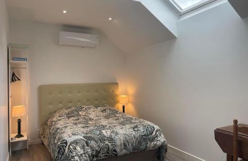 Lorris Apartment | Gîte à la campagne groupe et famille 3 chambres Espace Jacuzzi hammam SPA