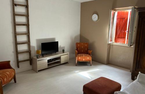 Lalinde Apartment | GÎte à la ferme