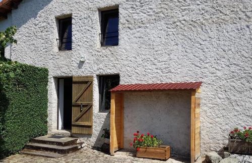 Laprugne House | Gîte à Laprugne avec Jardin et Animaux Acceptés - FR-1-489-458