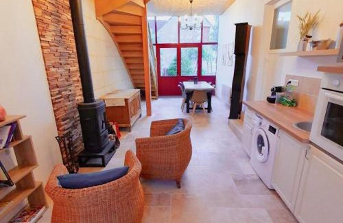 Luzille House | Gîte à Luzillé avec jardin privé et climatisation - FR-1-381-532