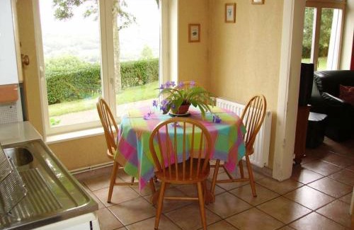 Saint-Etienne-au-Mont House | Gîte à Saint-Étienne-au-Mont avec jardin privatif, cheminée, WiFi et animaux admis - FR-1-376-77