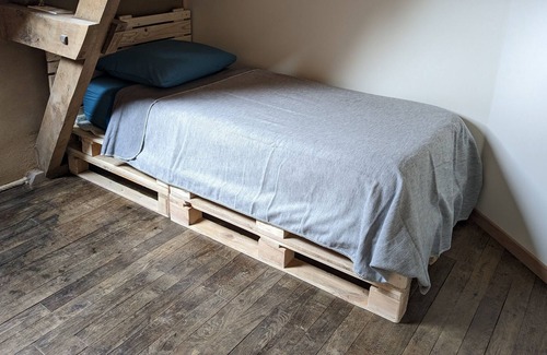 Gennes-sur-Seiche House | Gîte Écologique en Pleine Nature et au Milieu de Ferme Pédagogique et Écologique