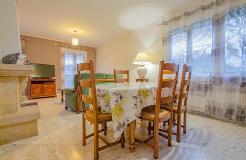 Arcis-sur-Aube House | Gîte 10G263