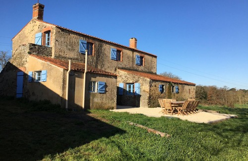 Brem Sur Mer Cottage | Gîte 12 Personnes