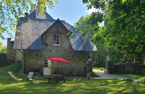 Miniac-Morvan Cottage | Gîte, 18th century property