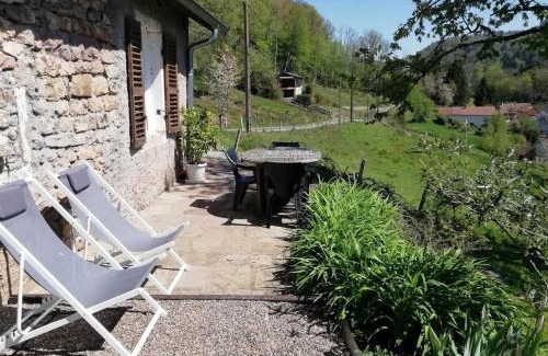 Saint-Bresson House | Gîte 2 chambres avec WiFi, proche Luxeuil-les-Bains - FR-1-583-368