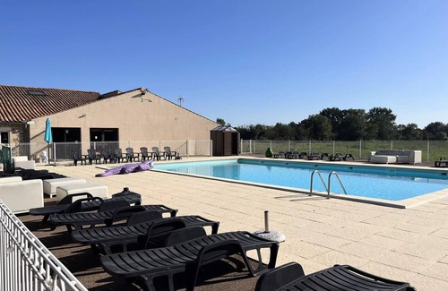 Vouvant Apartment | Gîte 3 Rooms 6 People