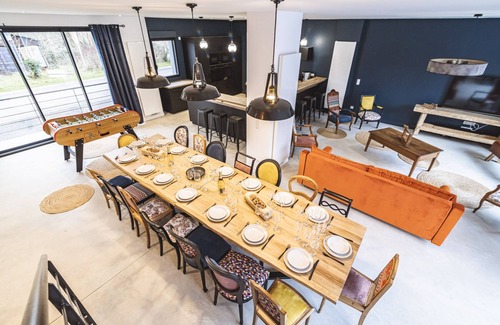 Bertoncourt House | 🏡 Gîte 5⭐ with heated pool - 15 people - Luxe & Nature en Ardennes