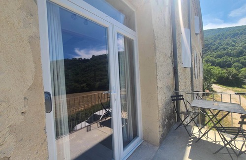 Montbrun-les-Bains Apartment | Gîte 7/42m2