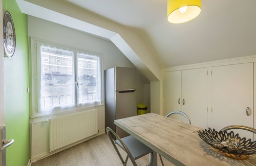 Loches Cottage | Gîte-Agnés Sorel-Superior-Ensuite-Balcony