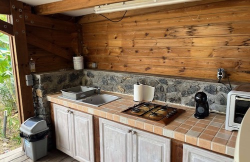 Le Portail Apartment | Gîte Atypique 35m² Grande Varangue Cuisine Intégrée, Confort, Dépaysement