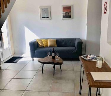 Lugon-et-l'ile-du-Carney Apartment | Gîte au calme entre Saint Emilion et Bordeaux