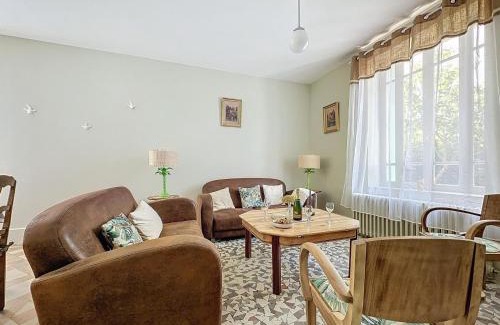 La Ferte-Hauterive House | Gîte Authentique à La Ferté-Hauterive avec Confort Inclus - FR-1-489-549