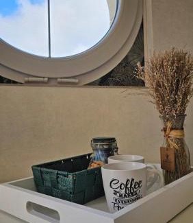 Savigny-en-Veron House | Gîte Aux-Enverons