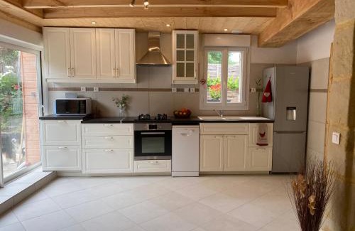 Lavergne House | Gîte avec jacuzzi à Lamothe d'Alès