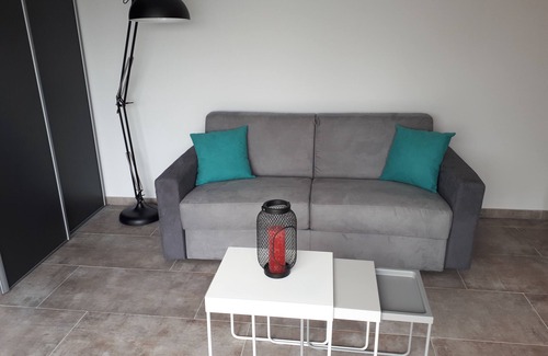 Gresy-sur-Aix Apartment | Gîte Avec Piscine au Calme