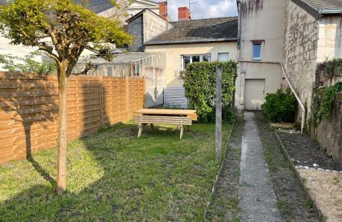 Brain-sur-Allonnes House | Gîte Brain de nuit