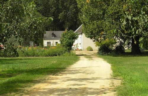 La Chapelle-aux-Choux House | Gîte calme avec piscine chauffée, cheminée, salle de jeux et vélos - parfait pour familles et amis - FR-1-410-141