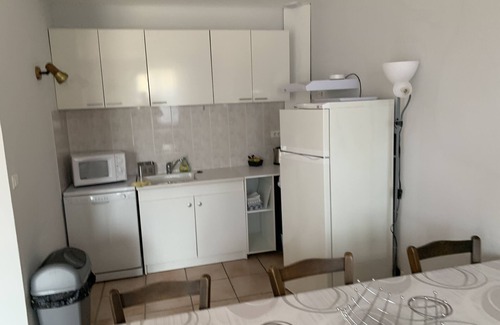 Saint-Denis Apartment | Gîte Caramolle, St Denis, Gard, Cévennes, 2 bedrooms, swimming pool, nature