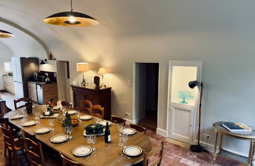 Mailly-le-Chateau House | Gîte Château du Colombier - Bourgogne - Piscine Chauffée