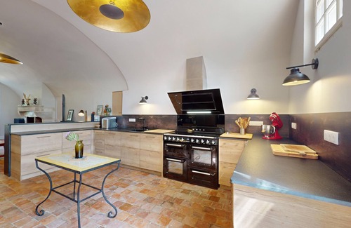 Mailly-le-Chateau House | Gîte Château du Colombier - Bourgogne - Piscine Chauffée