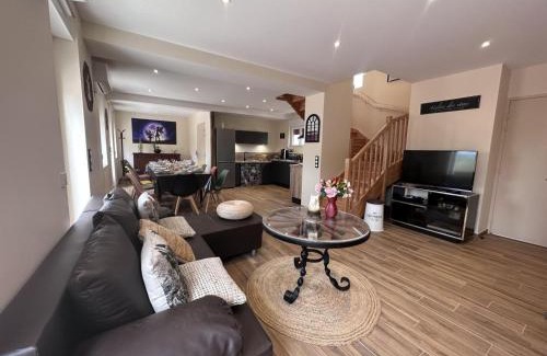 Saint-Leon House | Gîte chaleureux avec SPA, animaux admis, proche activités - FR-1-489-467