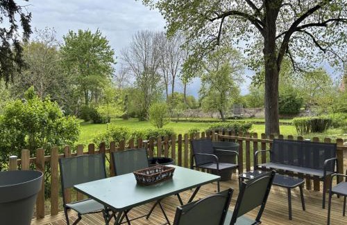 Souvigny House | Gîte charmant à Souvigny, 6 pers., animaux acceptés, jardin - FR-1-489-583