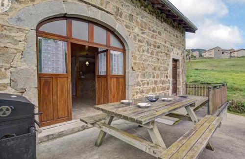 Gumieres House | Gîte charmant au cœur du Livradois-Forez, animaux admis - FR-1-496-148